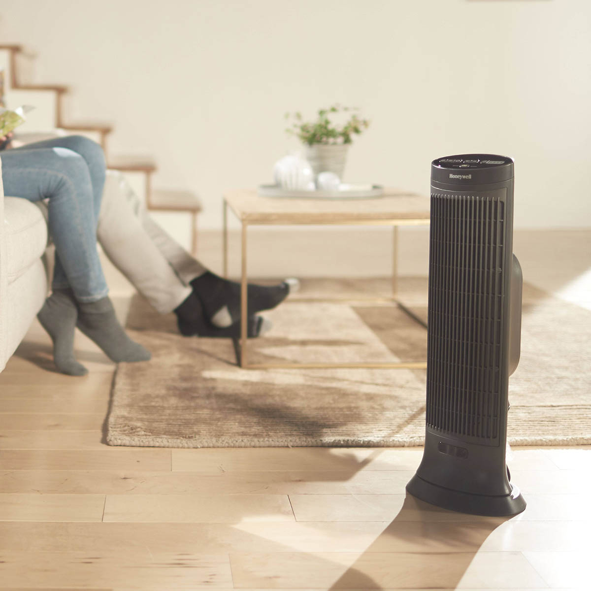 Honeywell Digital Ceramic Tower Heater with Motion Sensor, HCE323V - Image 5